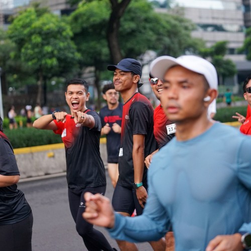 Race photo from FIRST SUNDAY RUN