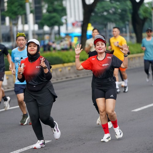 Race photo from FIRST SUNDAY RUN