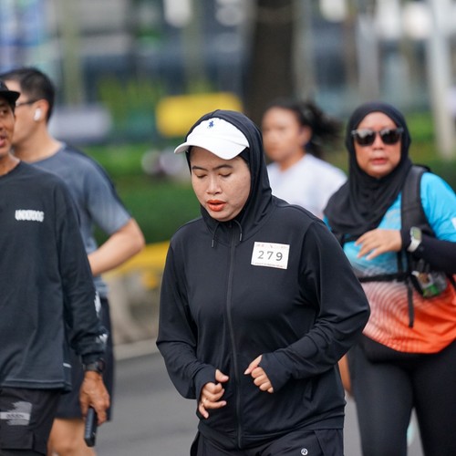 Race photo from FIRST SUNDAY RUN