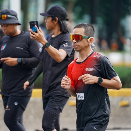 Race photo from FIRST SUNDAY RUN