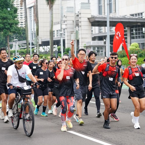 Race photo from FIRST SUNDAY RUN