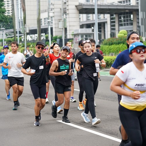 Race photo from FIRST SUNDAY RUN