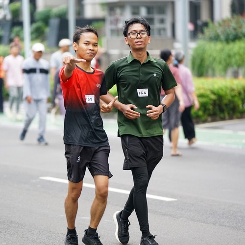 Race photo from FIRST SUNDAY RUN