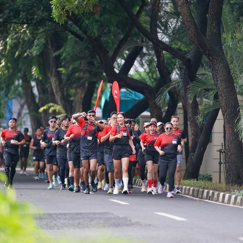 Race photo from FIRST SUNDAY RUN