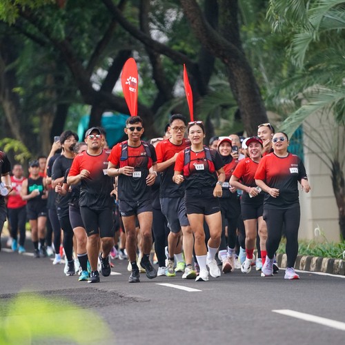 Race photo from FIRST SUNDAY RUN