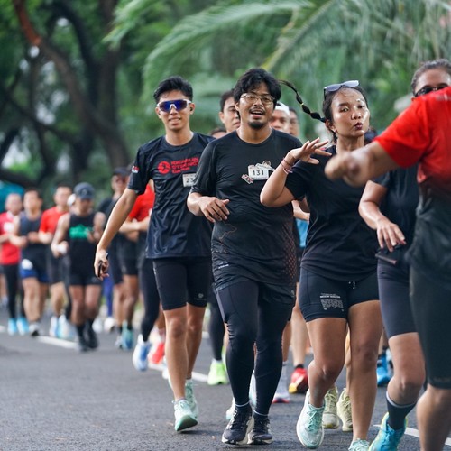 Race photo from FIRST SUNDAY RUN