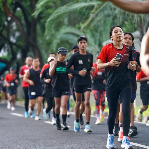 Race photo from FIRST SUNDAY RUN