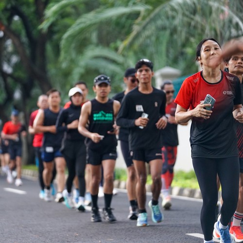 Race photo from FIRST SUNDAY RUN