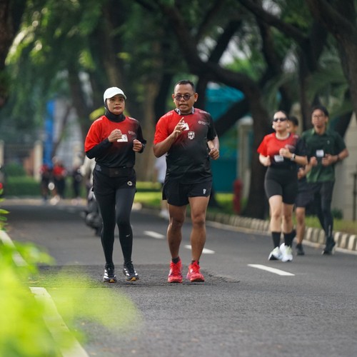 Race photo from FIRST SUNDAY RUN