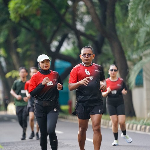 Race photo from FIRST SUNDAY RUN