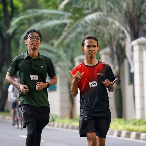 Race photo from FIRST SUNDAY RUN