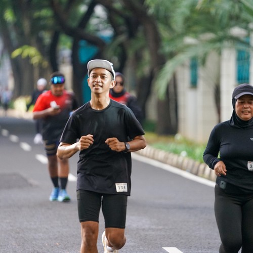 Race photo from FIRST SUNDAY RUN