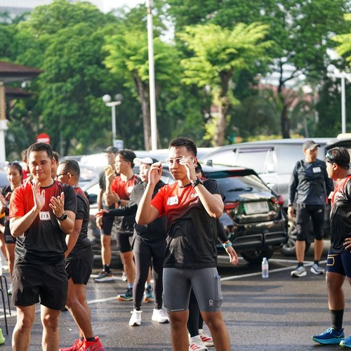 Race photo from FIRST SUNDAY RUN