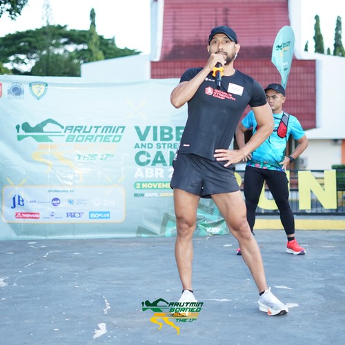 Race photo from VIBES AND STRENGTH CAMP ABR 2025