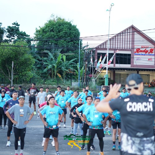 Race photo from VIBES AND STRENGTH CAMP ABR 2025