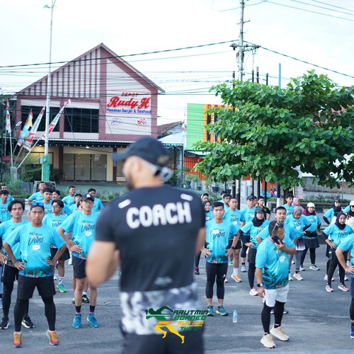 Race photo from VIBES AND STRENGTH CAMP ABR 2025