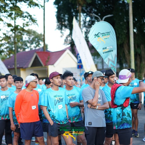 Race photo from VIBES AND STRENGTH CAMP ABR 2025