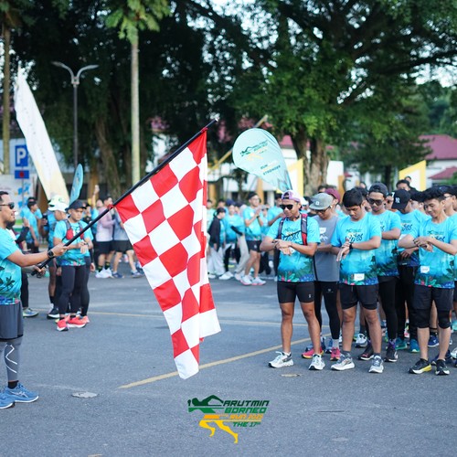 Race photo from VIBES AND STRENGTH CAMP ABR 2025