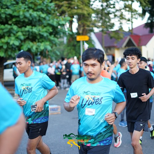 Race photo from VIBES AND STRENGTH CAMP ABR 2025