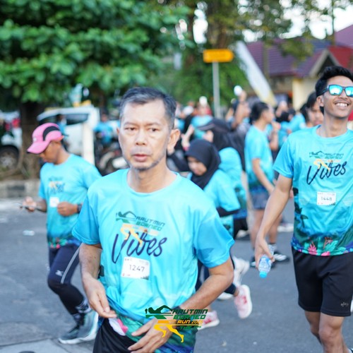 Race photo from VIBES AND STRENGTH CAMP ABR 2025