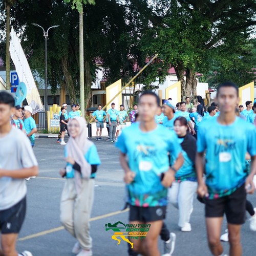 Race photo from VIBES AND STRENGTH CAMP ABR 2025