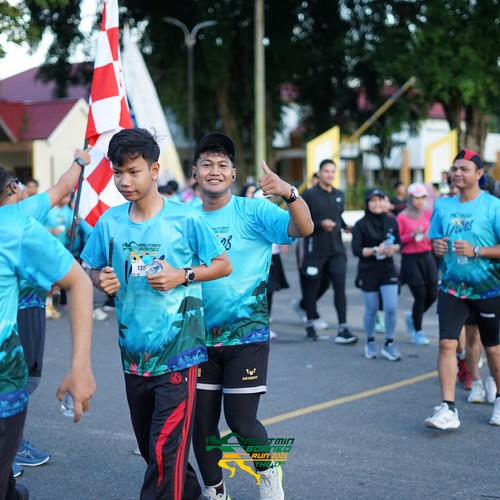 Race photo from VIBES AND STRENGTH CAMP ABR 2025