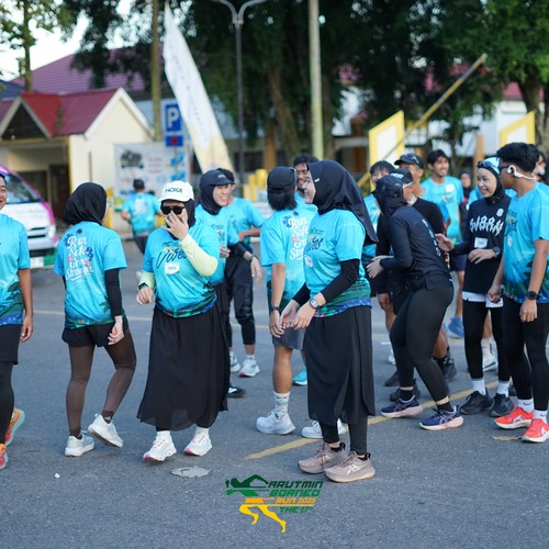 Race photo from VIBES AND STRENGTH CAMP ABR 2025