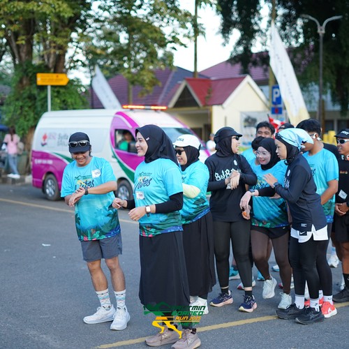 Race photo from VIBES AND STRENGTH CAMP ABR 2025