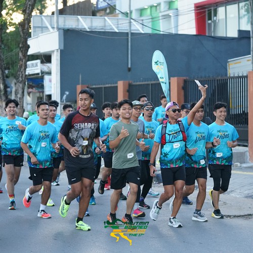 Race photo from VIBES AND STRENGTH CAMP ABR 2025