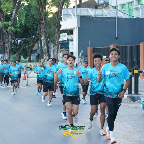 Race photo from VIBES AND STRENGTH CAMP ABR 2025