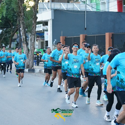 Race photo from VIBES AND STRENGTH CAMP ABR 2025