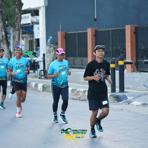 Race photo from VIBES AND STRENGTH CAMP ABR 2025