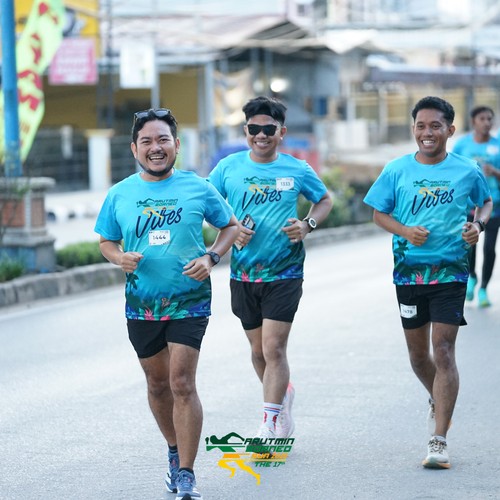 Race photo from VIBES AND STRENGTH CAMP ABR 2025