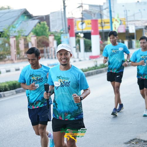 Race photo from VIBES AND STRENGTH CAMP ABR 2025