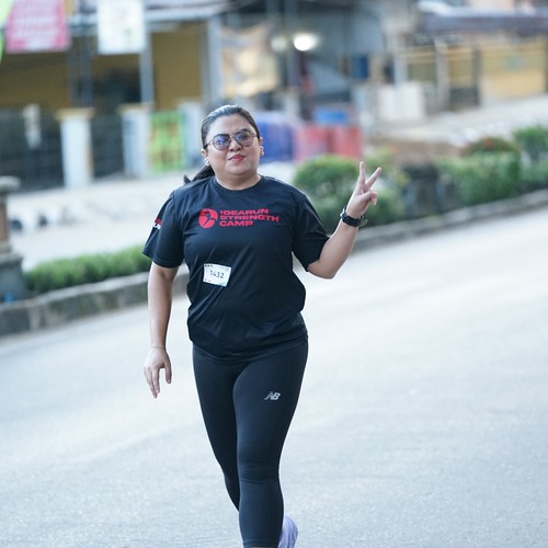 Race photo from VIBES AND STRENGTH CAMP ABR 2025