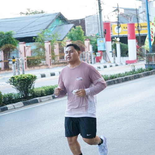 Race photo from VIBES AND STRENGTH CAMP ABR 2025