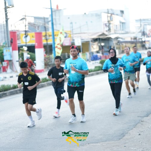 Race photo from VIBES AND STRENGTH CAMP ABR 2025