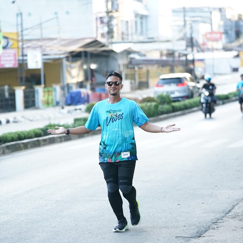 Race photo from VIBES AND STRENGTH CAMP ABR 2025