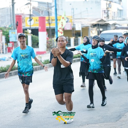 Race photo from VIBES AND STRENGTH CAMP ABR 2025