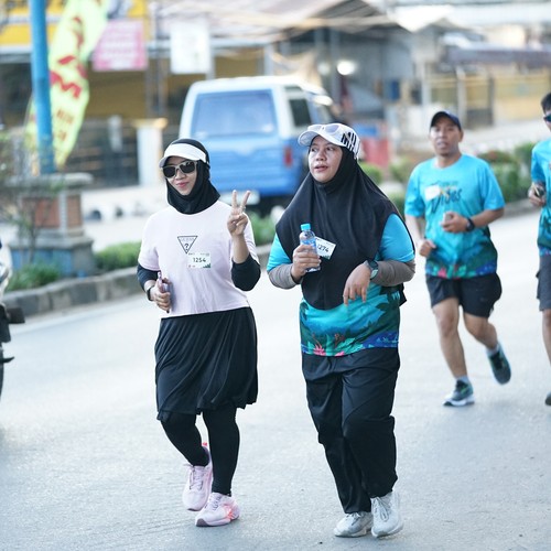 Race photo from VIBES AND STRENGTH CAMP ABR 2025