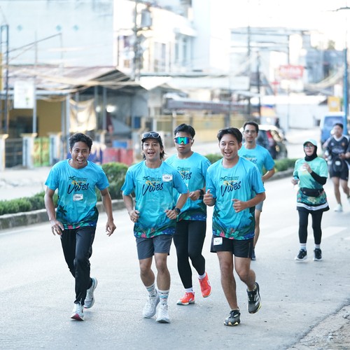 Race photo from VIBES AND STRENGTH CAMP ABR 2025
