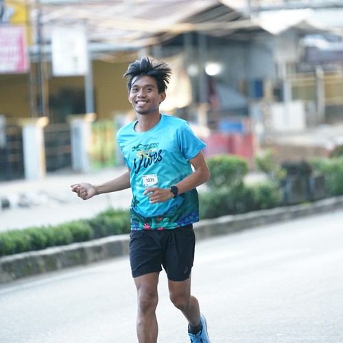 Race photo from VIBES AND STRENGTH CAMP ABR 2025