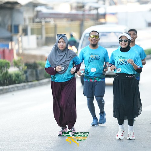 Race photo from VIBES AND STRENGTH CAMP ABR 2025