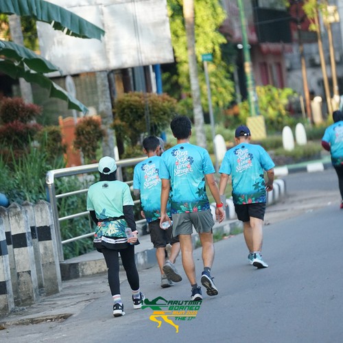 Race photo from VIBES AND STRENGTH CAMP ABR 2025