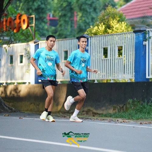 Race photo from VIBES AND STRENGTH CAMP ABR 2025