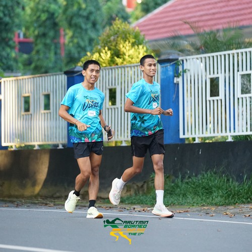 Race photo from VIBES AND STRENGTH CAMP ABR 2025
