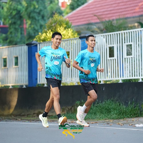 Race photo from VIBES AND STRENGTH CAMP ABR 2025