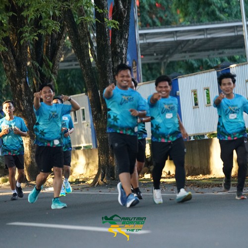 Race photo from VIBES AND STRENGTH CAMP ABR 2025