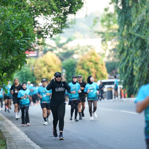 Race photo from VIBES AND STRENGTH CAMP ABR 2025