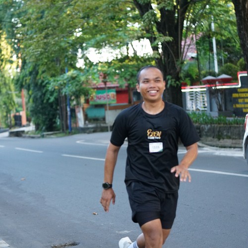 Race photo from VIBES AND STRENGTH CAMP ABR 2025